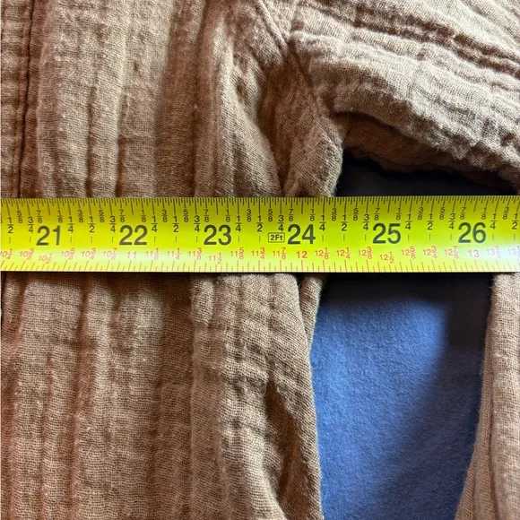 Urban Outfitters 100% Cotton Gauzy Button Down Oversized, Soft, size Large - Picture 3 of 5